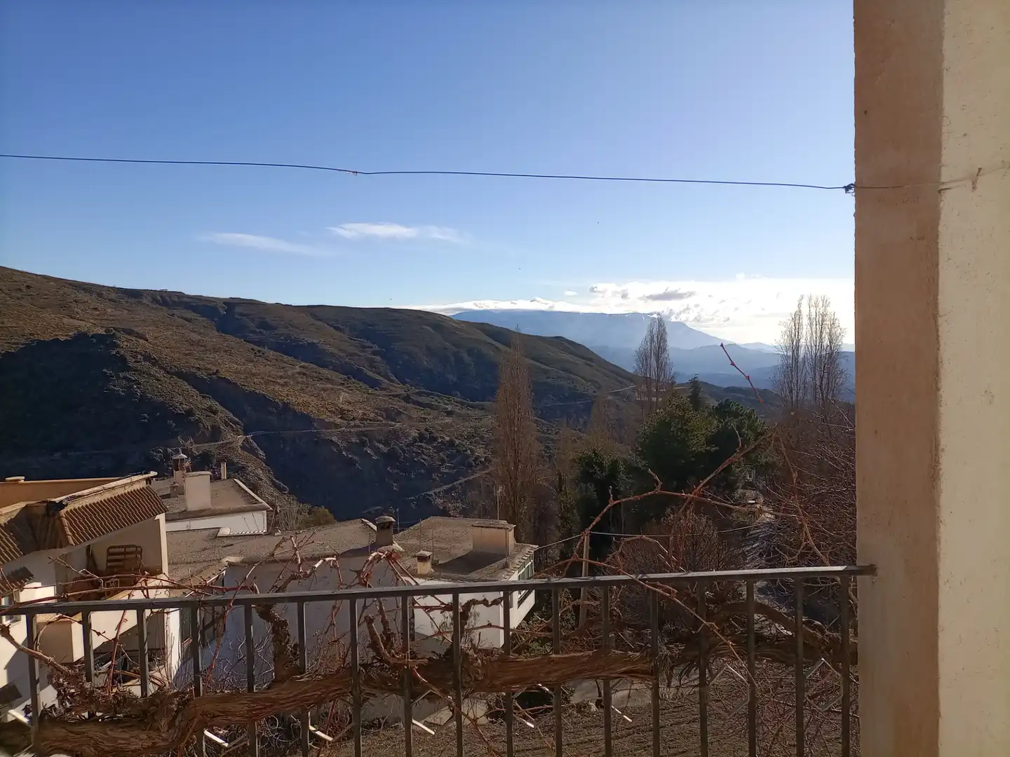 Vista exterior de Casa o chalet en venta en Alpujarra de la Sierra con Jardín privado, Terraza y Balcón