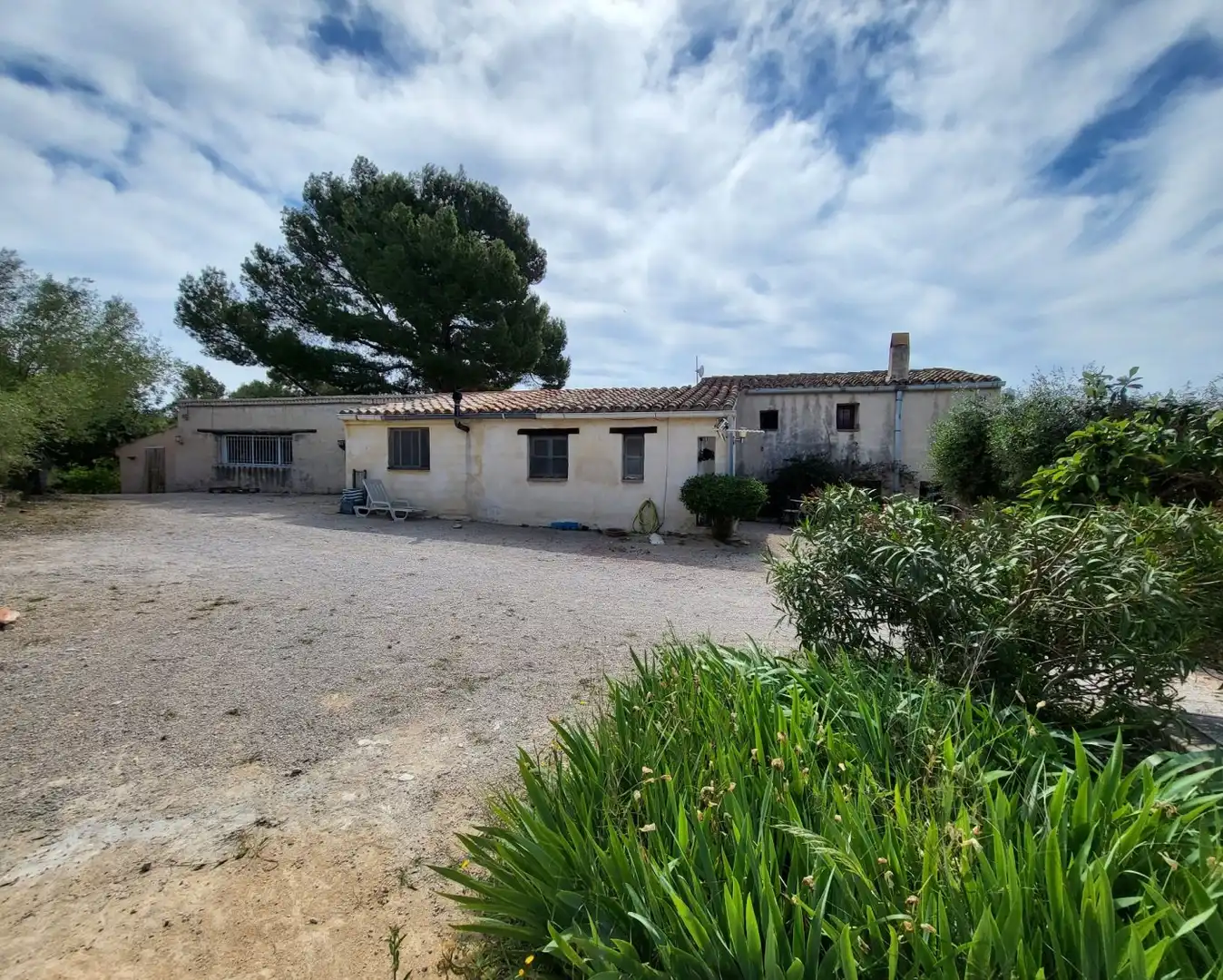 Außenansicht von Country house zum Verkauf in L'Ametlla de Mar  mit Privatgarten, Terrasse und Abstellraum