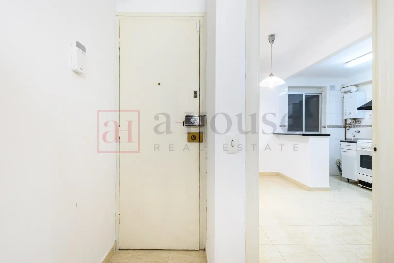 Piso en venta en Barcelona con Trastero y Balcón