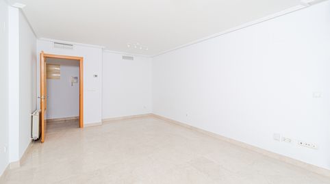 Foto 2 de Piso en venta en Paus - Poligono San Blas, Alicante / Alacant