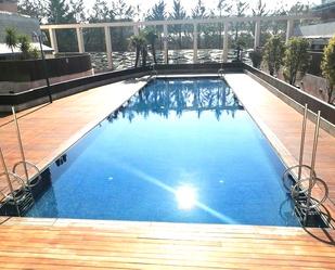 Swimming pool of Flat for sale in Terrassa  with Heating, Parquet flooring and Oven