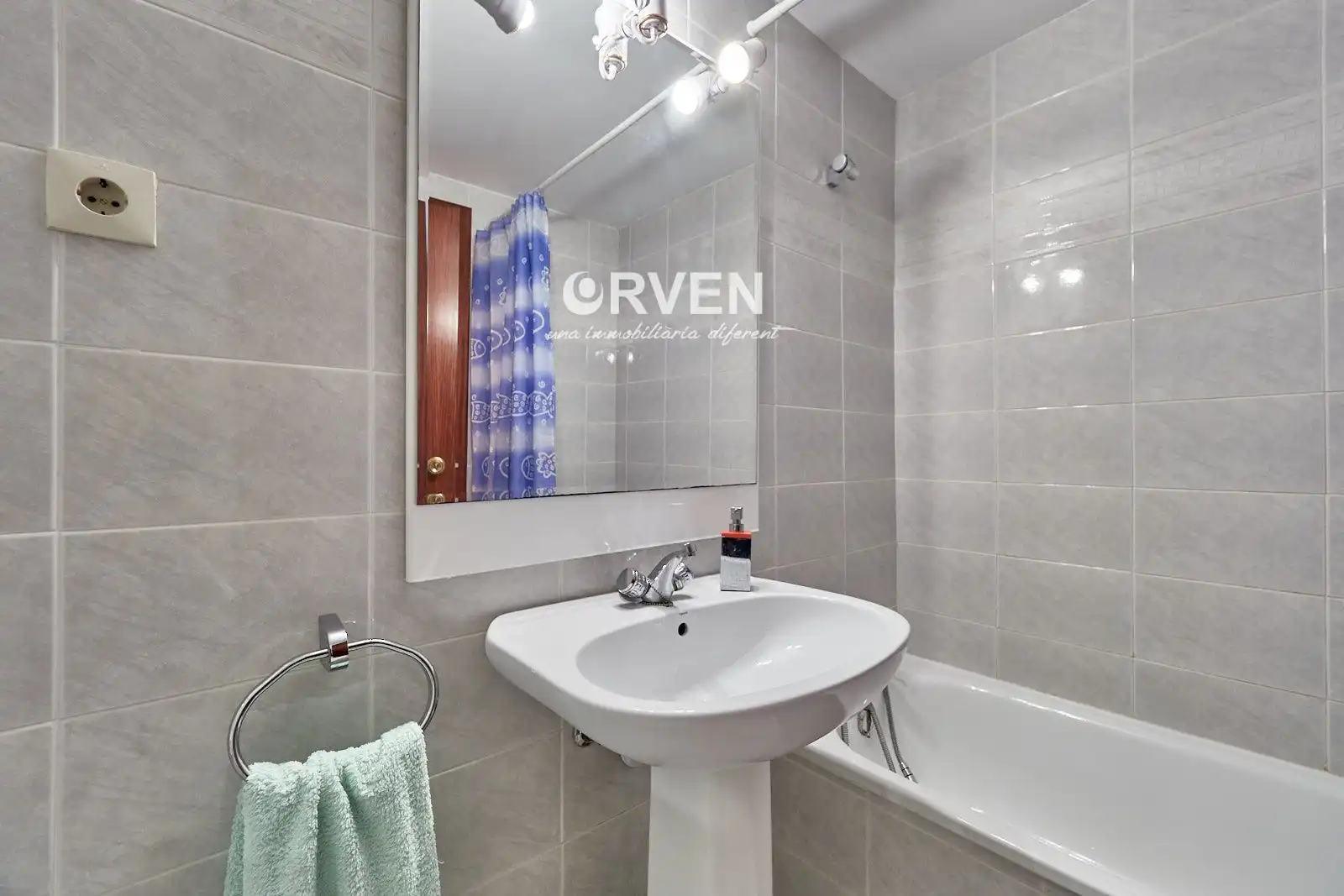 Bathroom of Apartments for sale in Torredembarra  with Air Conditioner, Heating and Terrace