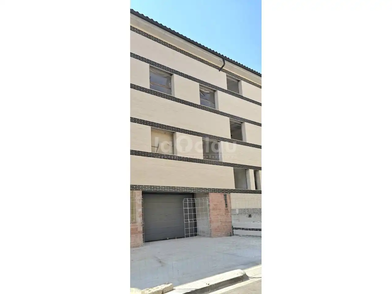 Adossat amb jardí en venda a Calle Balenyà, imagen 30