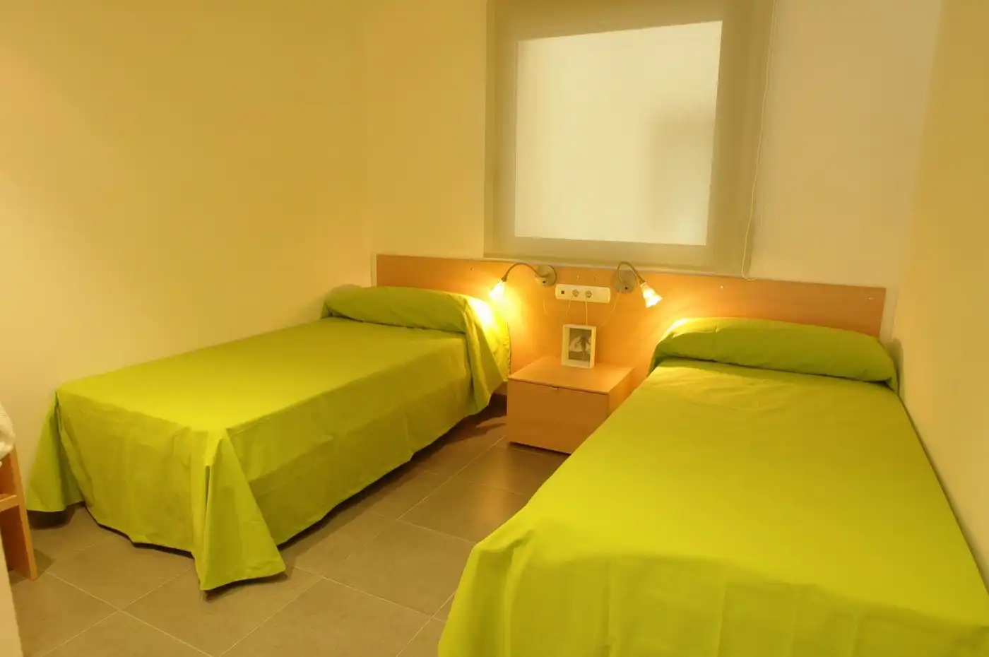 Dormitori de Apartament de lloguer en Igualada amb Aire condicionat i Moblat