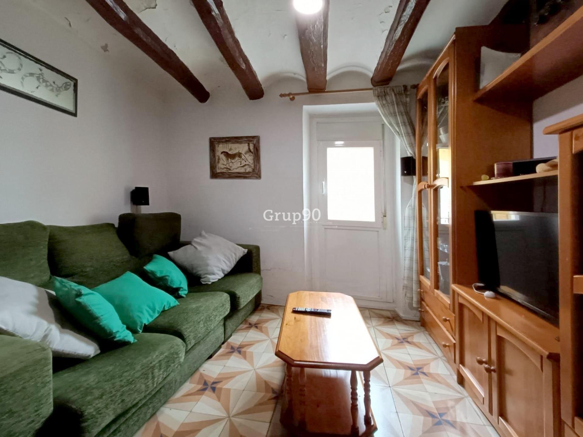 Sala d'estar de Casa o xalet en venda en Bell-lloc d'Urgell amb Calefacció, Terrassa i Traster