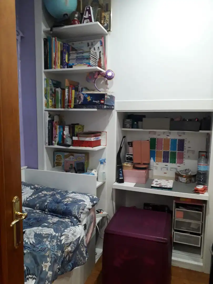 Dormitori de Casa o xalet en venda en Coín amb Aire condicionat, Terrassa i Moblat