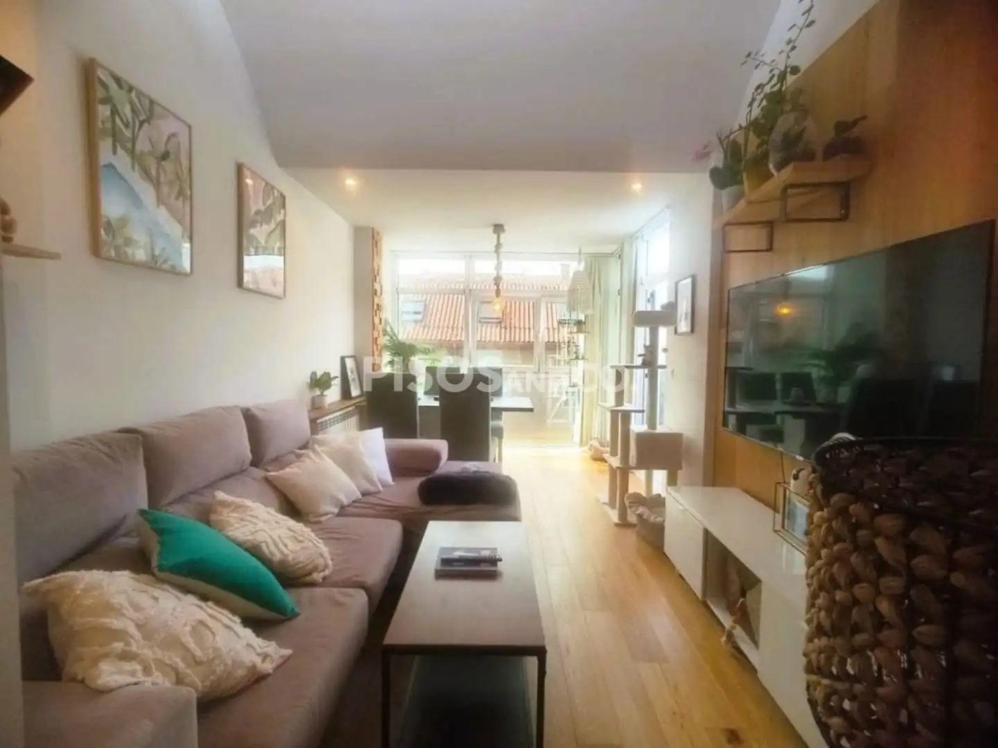 Sala d'estar de Pis en venda en Cambre  amb Calefacció, Terrassa i Traster