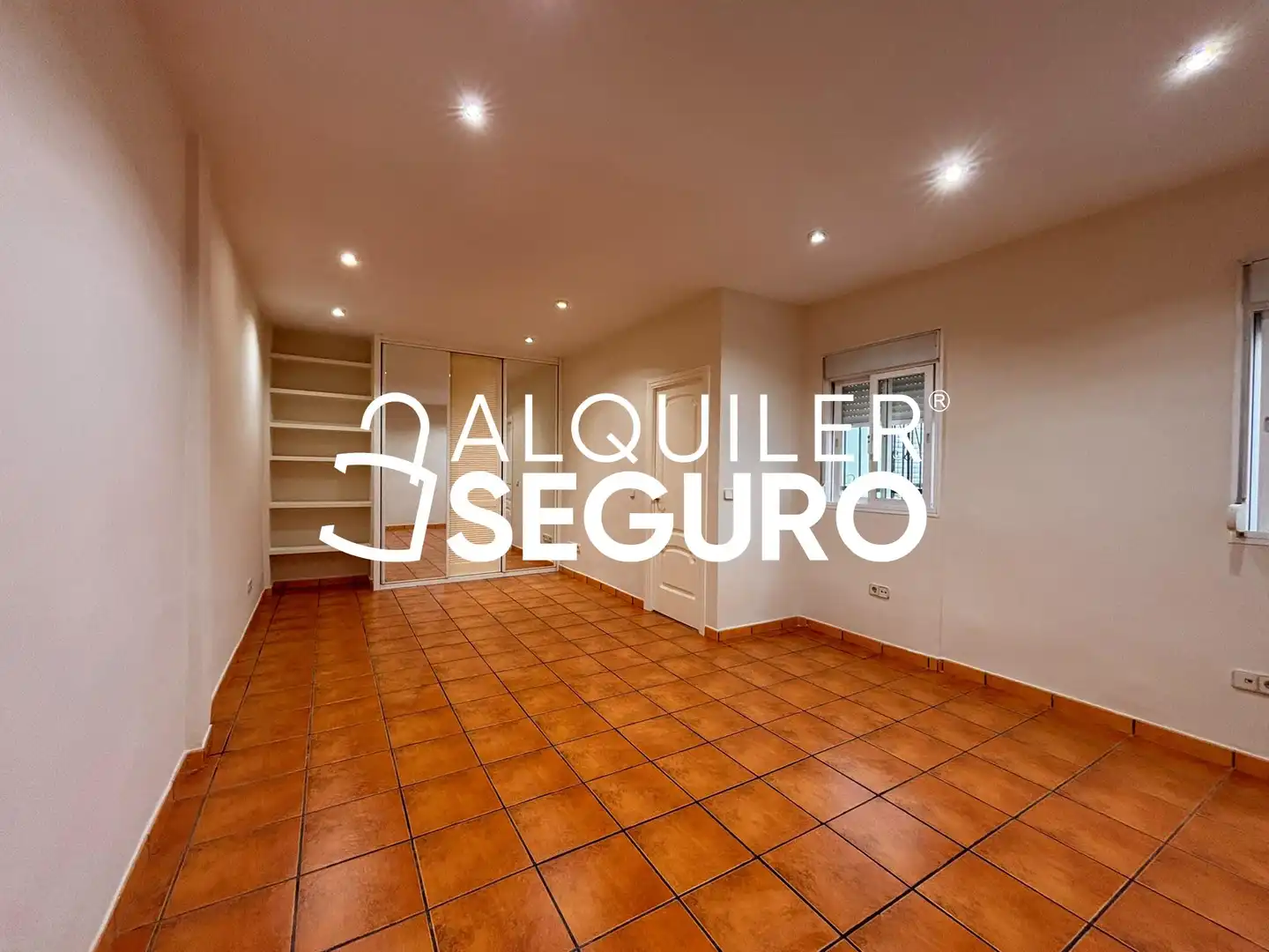 Living room of Flat for rent in Madrid  with Air Conditioner and Heating