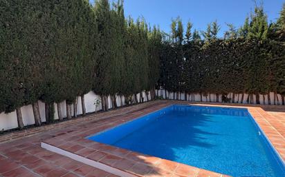 Swimming pool of House or chalet for sale in Marbella  with Heating, Private garden and Terrace