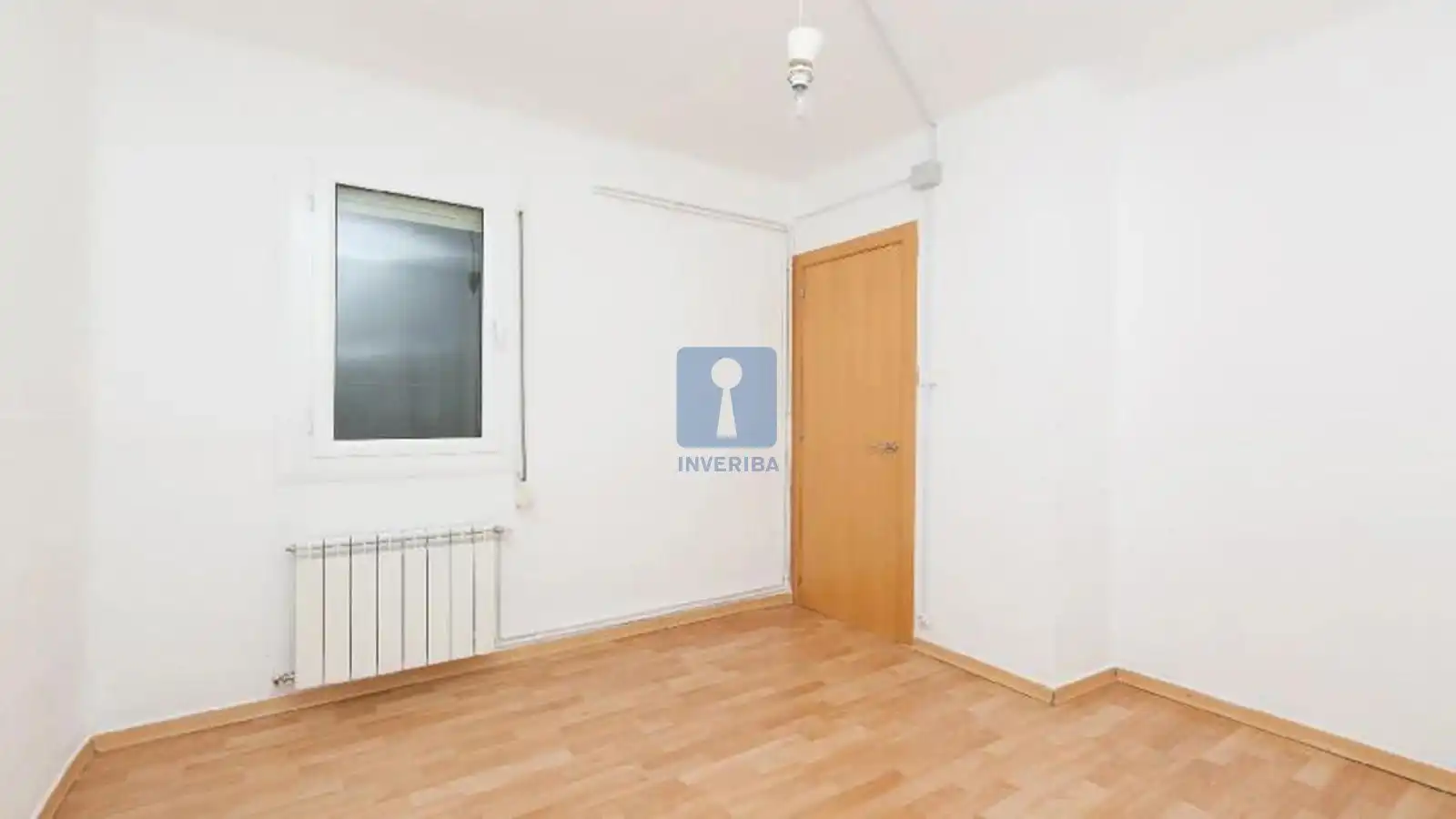 Bedroom of Flat for sale in Sabadell