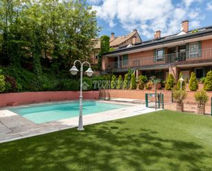 Jardí de Pis en venda en Torrelodones amb Aire condicionat, Calefacció i Terrassa