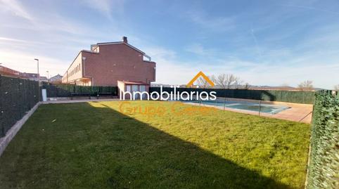 Foto 3 de Dúplex en venda a Calle Los Manantiales, Castañares de Rioja, La Rioja