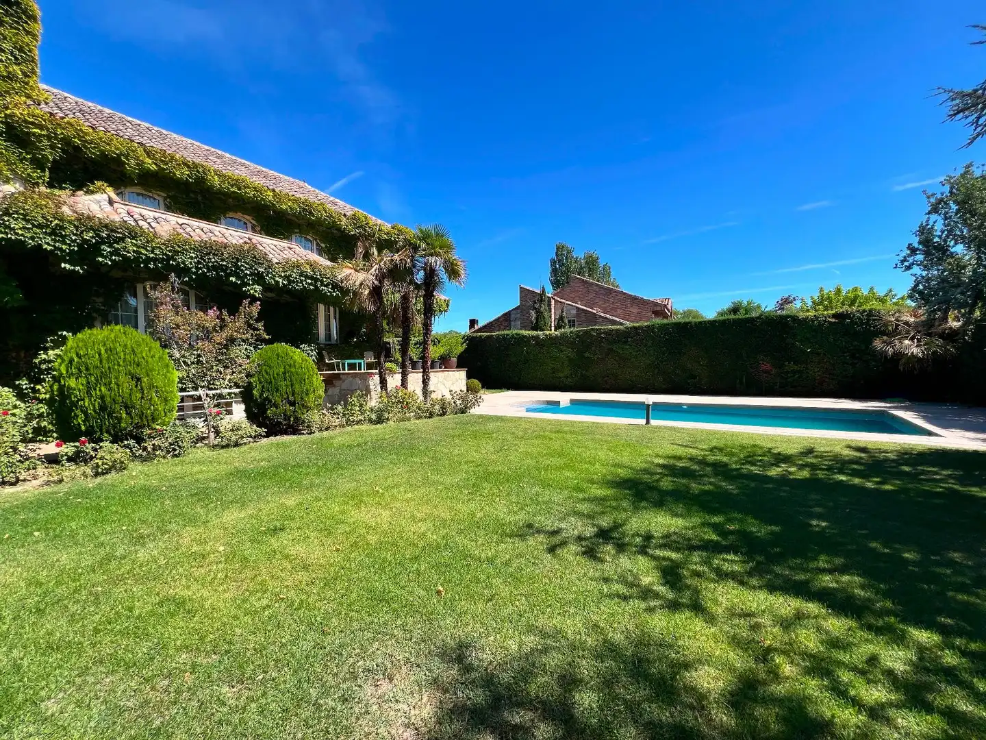 Jardí de Casa o xalet en venda en Villanueva de la Cañada amb Aire condicionat, Calefacció i Terrassa