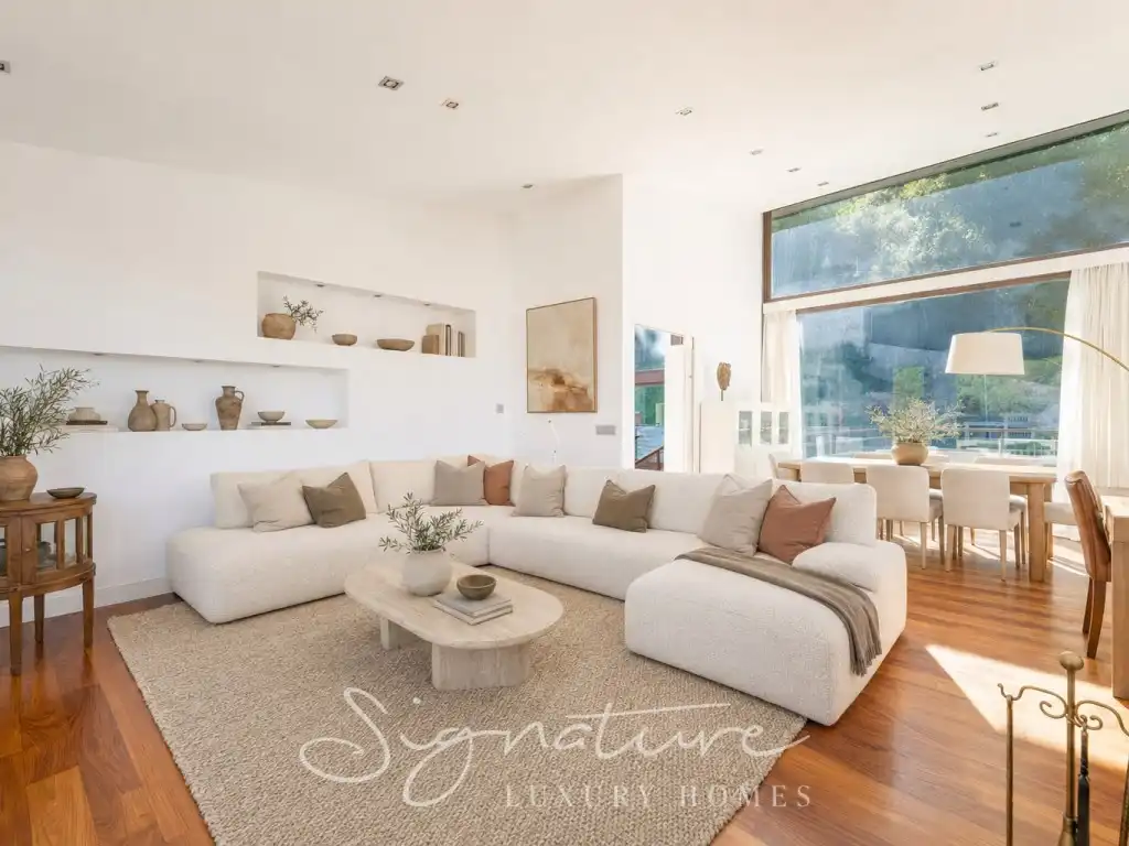 Sala de estar de Casa o chalet en venta en Barcelona con Aire acondicionado