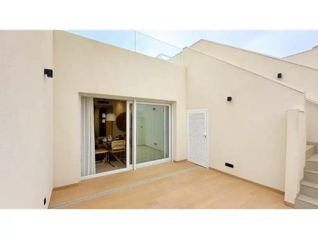 Bungalow with pool for sale in Calle Cox, imagen 16