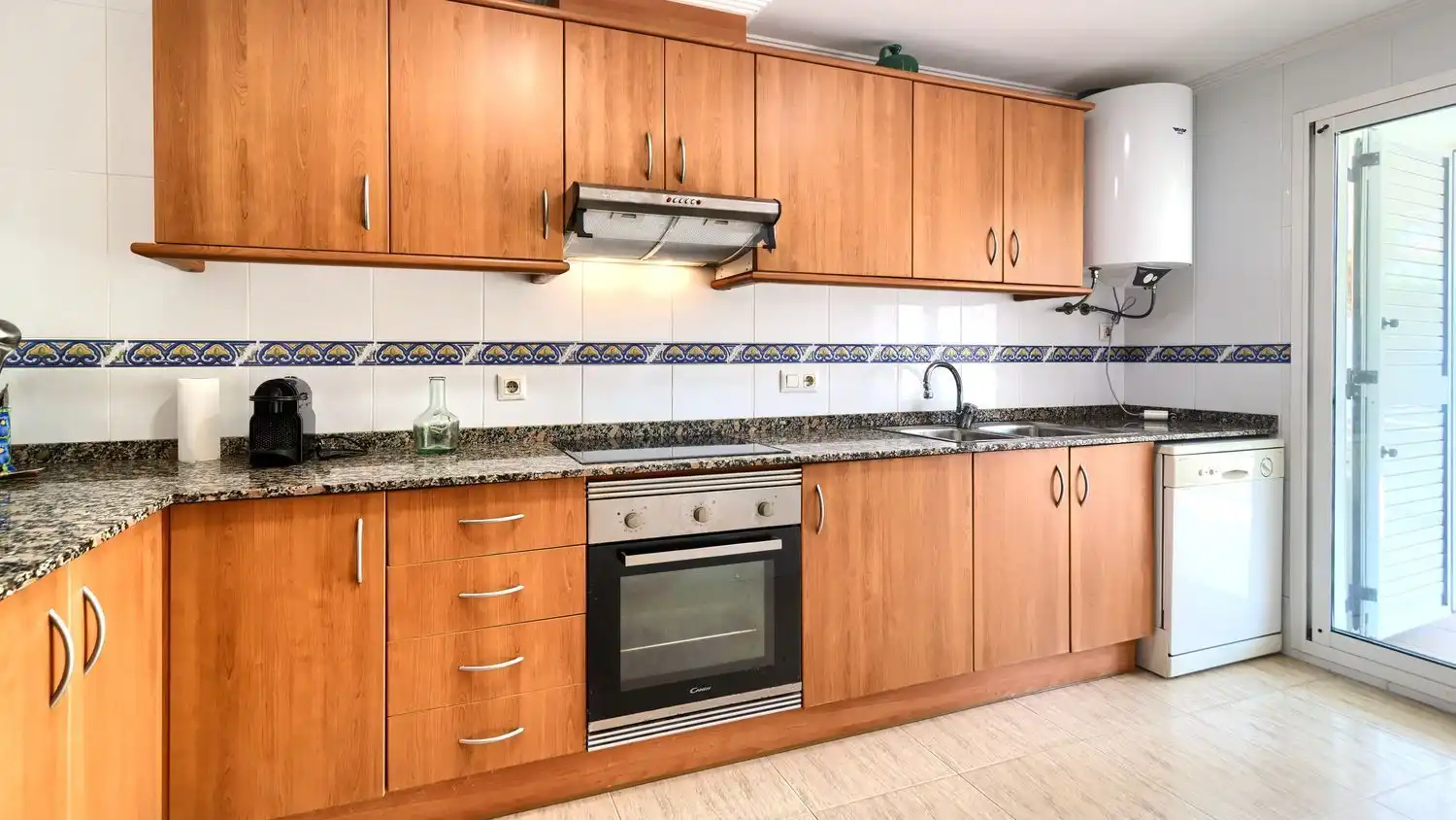 Cocina de Casa o chalet de alquiler en Sagunto / Sagunt con Terraza