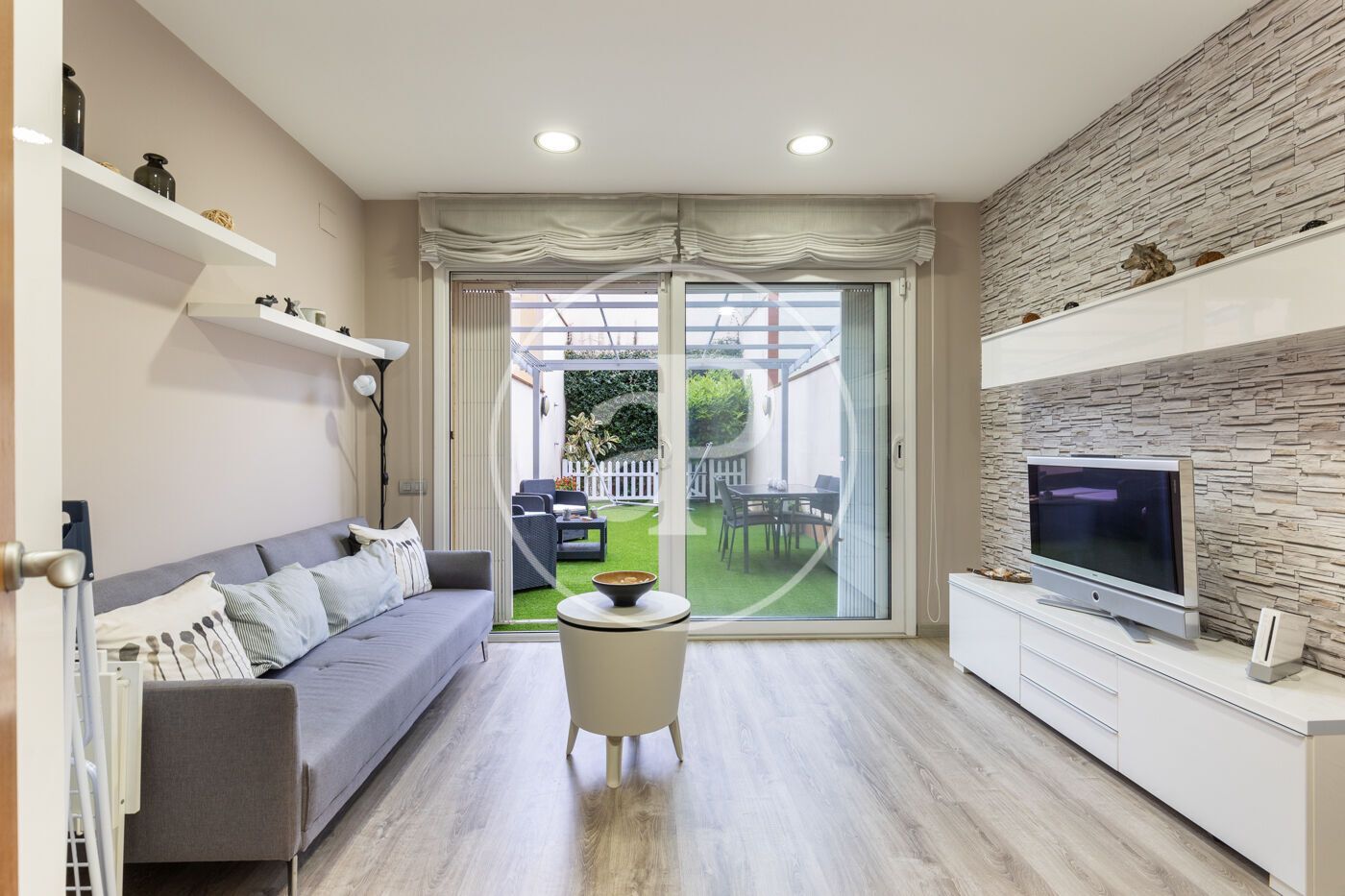 Sala d'estar de Casa adosada en venda en Sabadell amb Aire condicionat, Calefacció i Terrassa