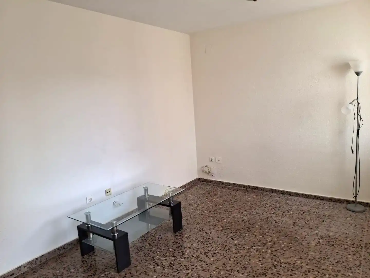 Wohnzimmer von Wohnung zur Miete in Benidorm mit Schwimmbad