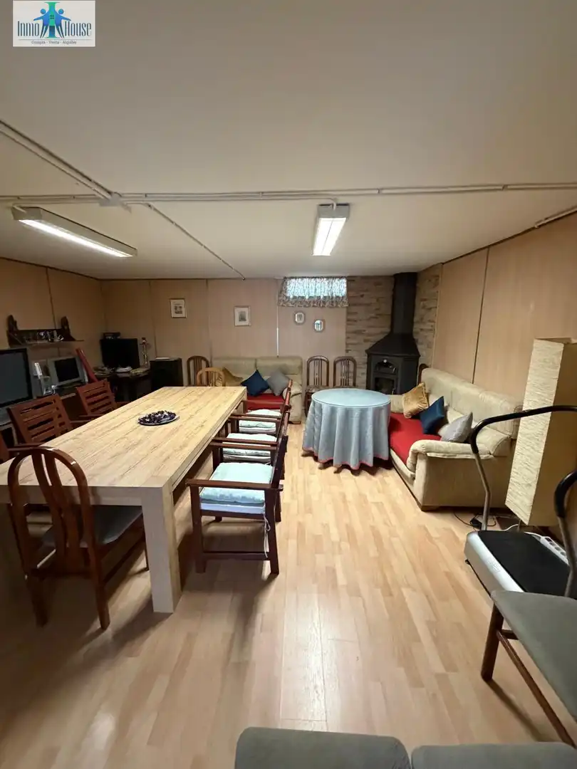 Casa adosada en venta en Albacete con Aire acondicionado, Calefacción y Trastero