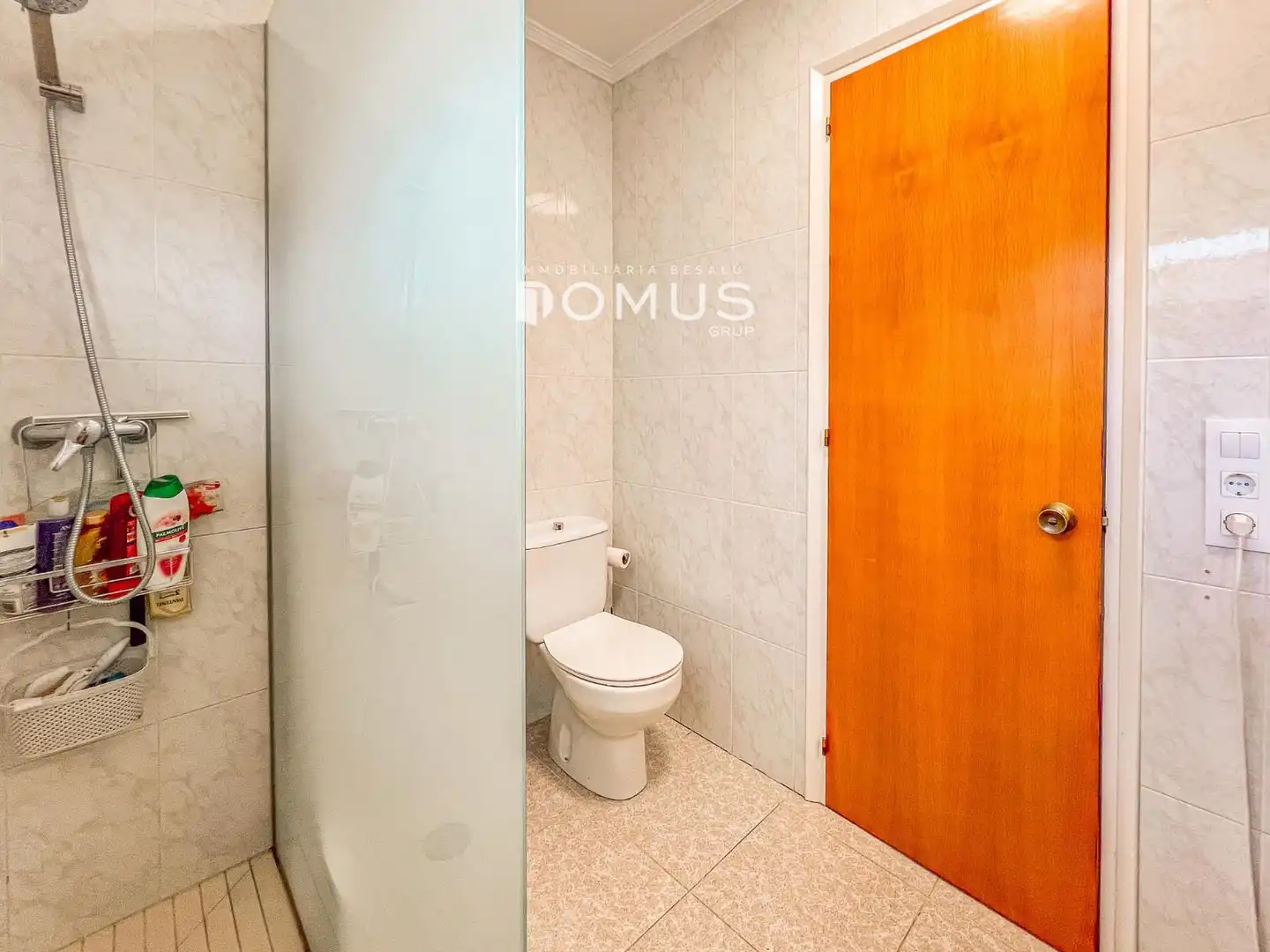 Bathroom of Houses for sale in Besalú  with Air Conditioner, Private garden and Terrace