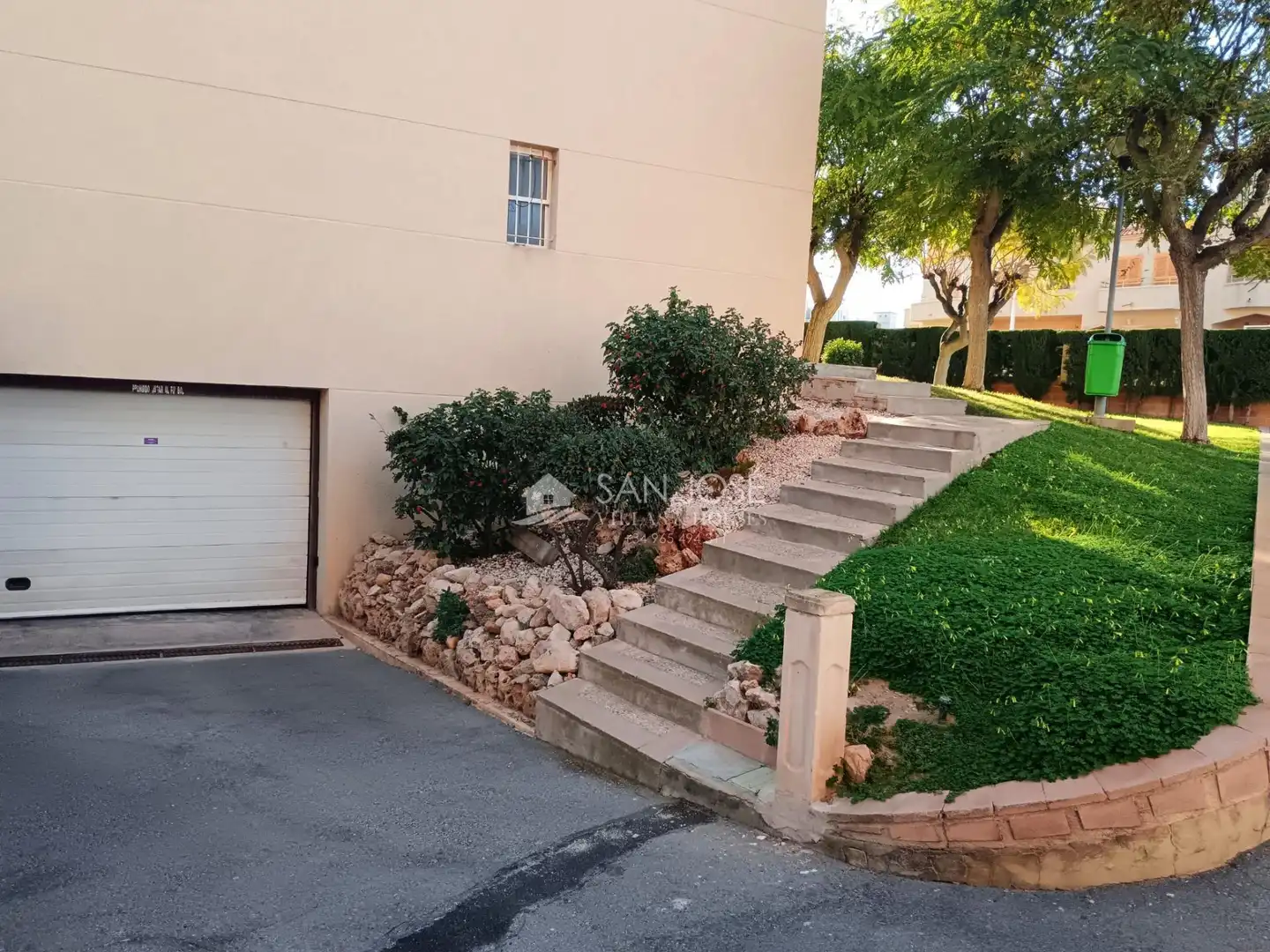 Apartamento de alquiler en Los Arenales del Sol