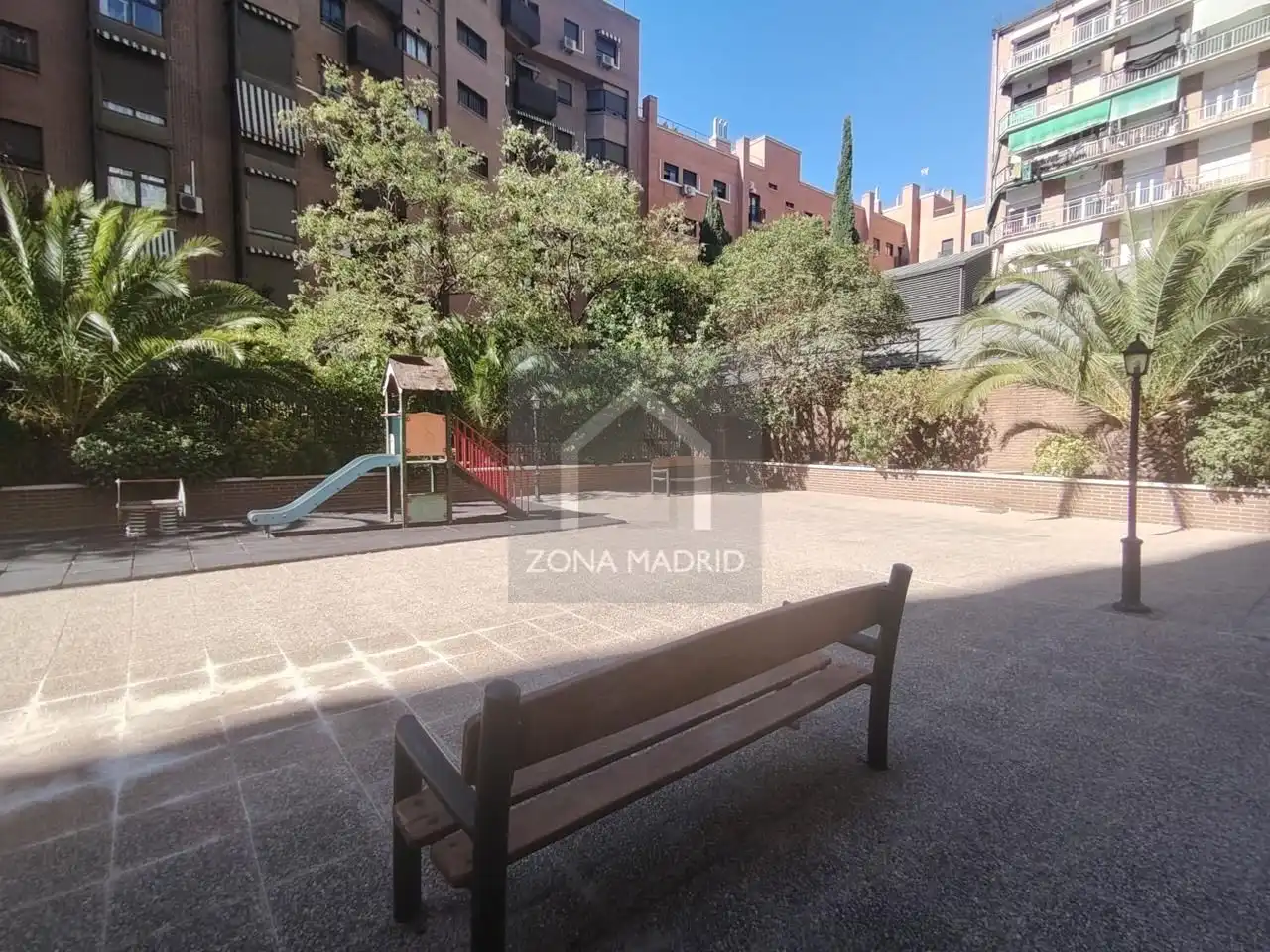 Vista exterior de Piso en venta en Madrid con Terraza