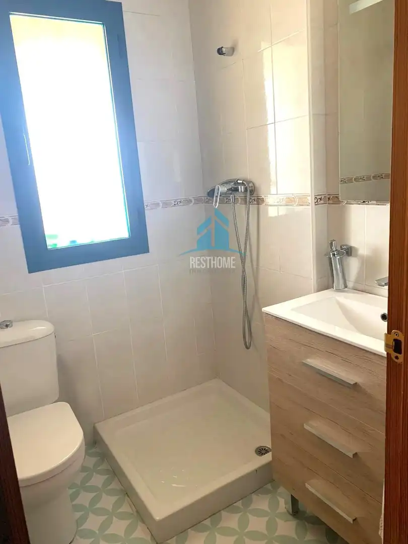 Bathroom of Houses for sale in Riba-roja de Túria  with Heating, Terrace and Storage room