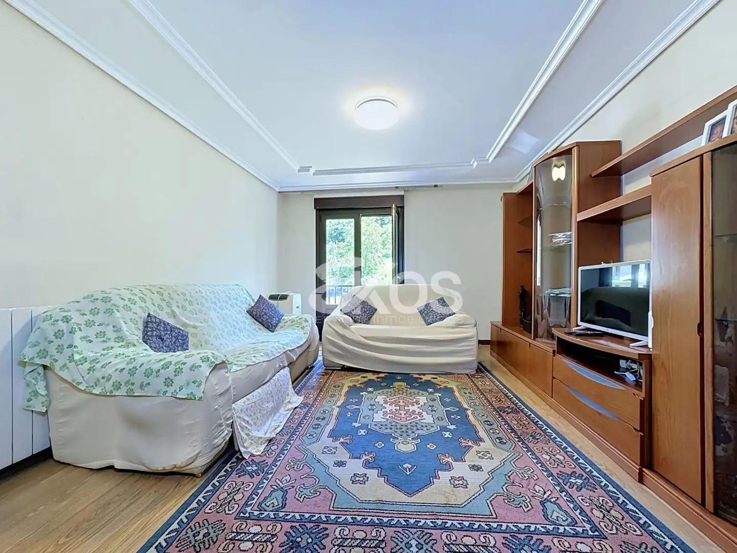 Sala de estar de Piso en venta en Oñati con Calefacción, Parquet y Trastero