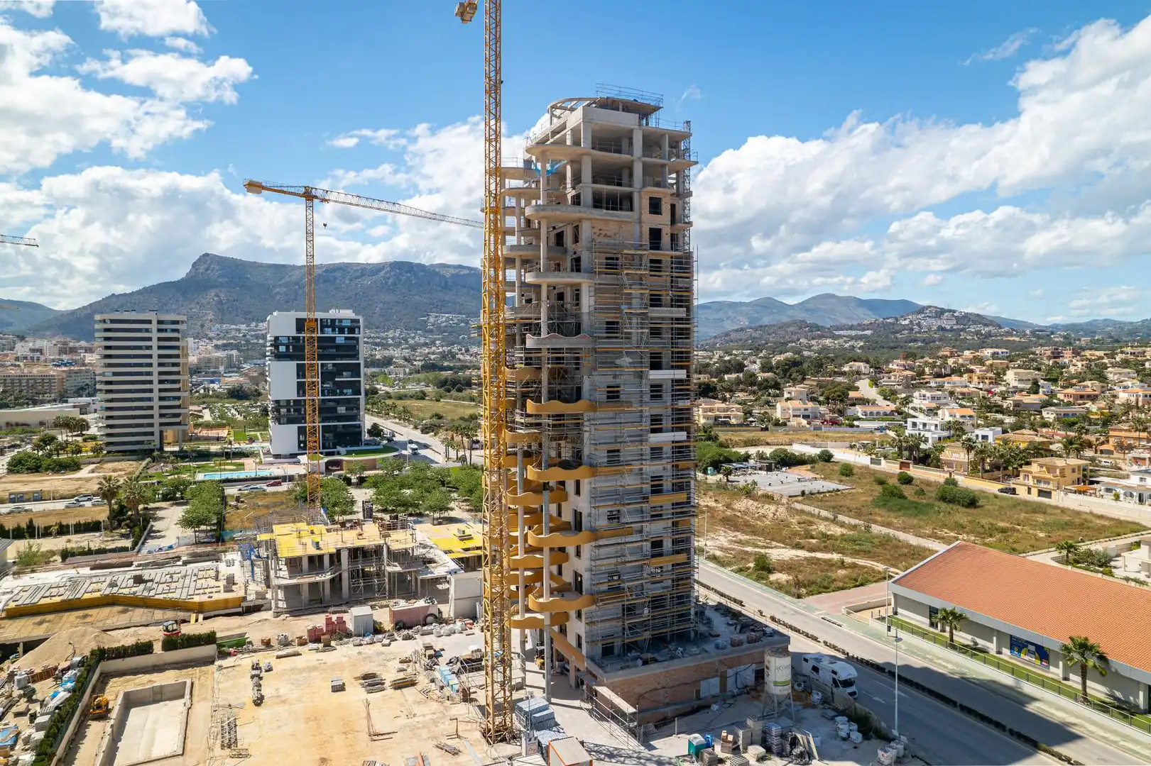 Apartamento con piscina en venta en Zona Pueblo, imagen 17