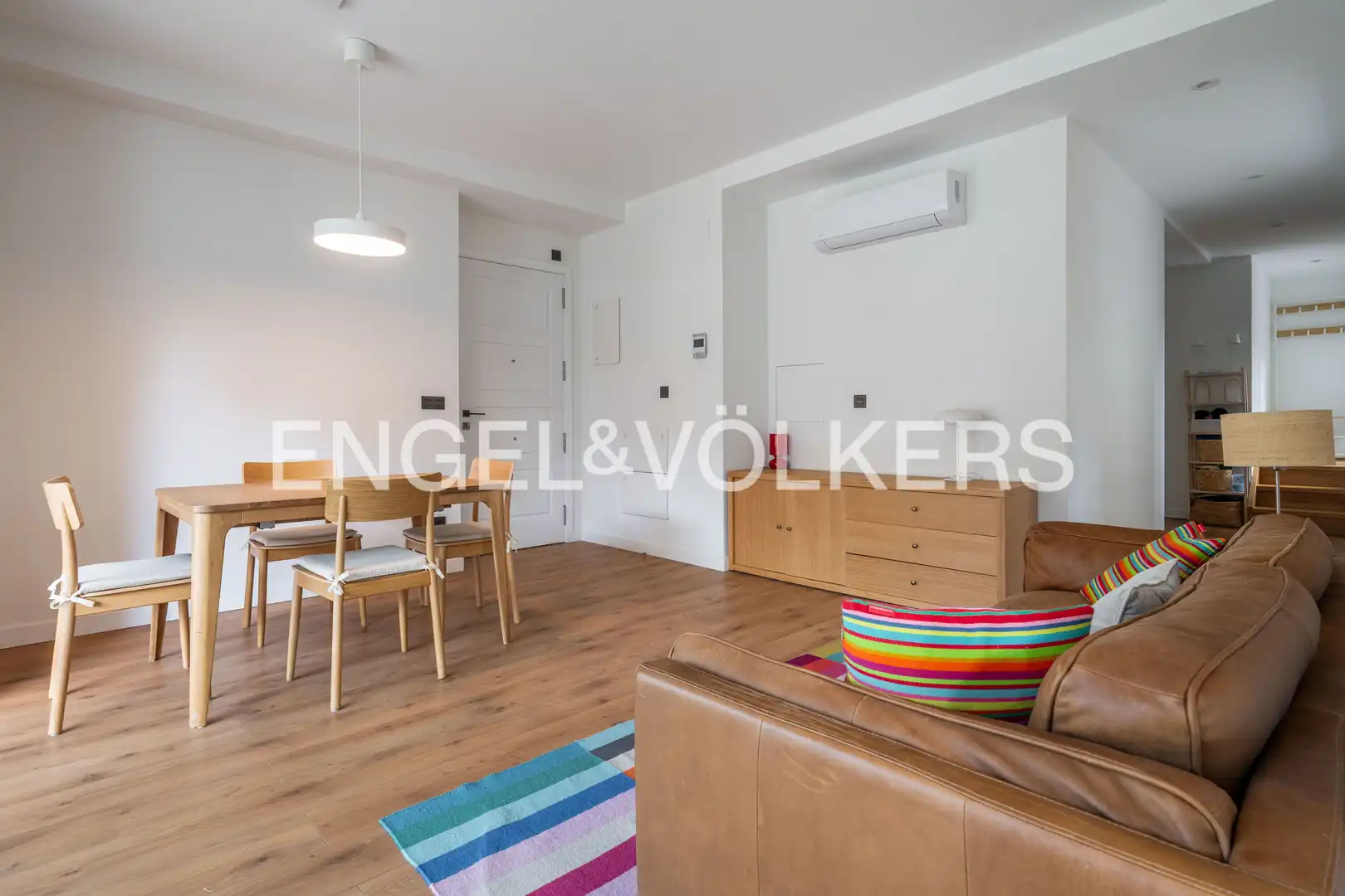 Wohnzimmer von Maisonette zum Verkauf in Donostia - San Sebastián  mit Klimaanlage, Heizung und Terrasse