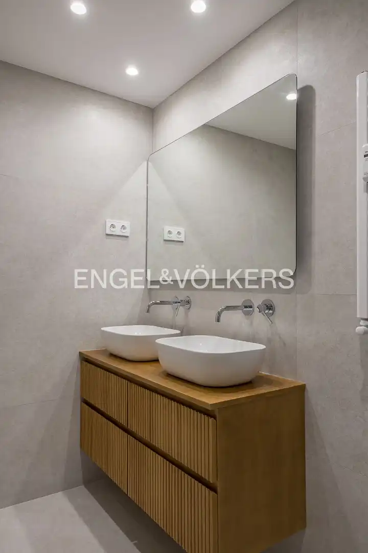 Baño de Piso en venta en Madrid con Aire acondicionado, Calefacción y Parquet