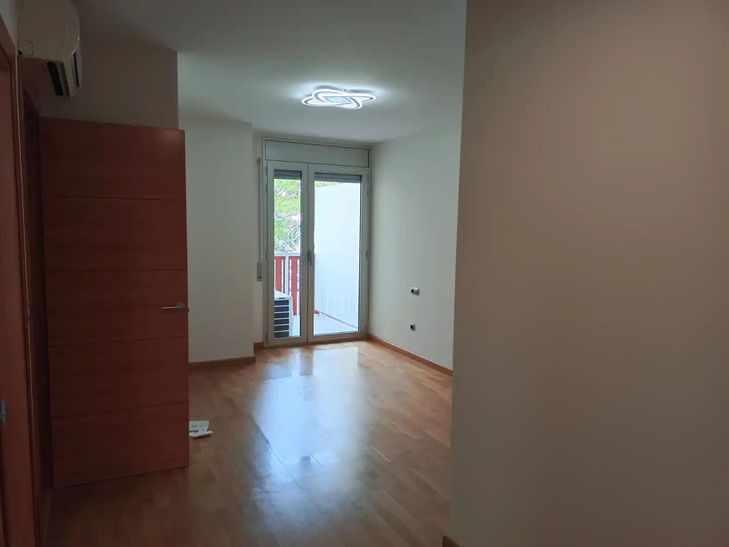 Flat for rent in Lleida  with Air Conditioner, Heating and Oven