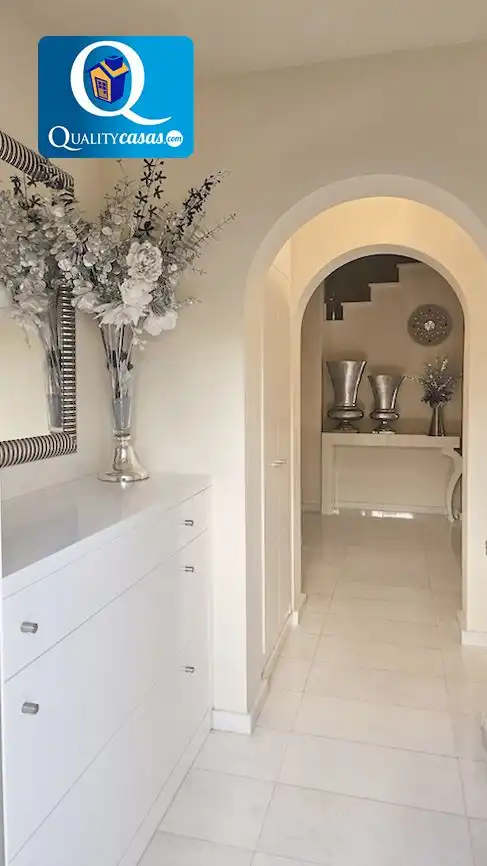 Chalet con terraza en venta en Golf Bahía, imagen 13