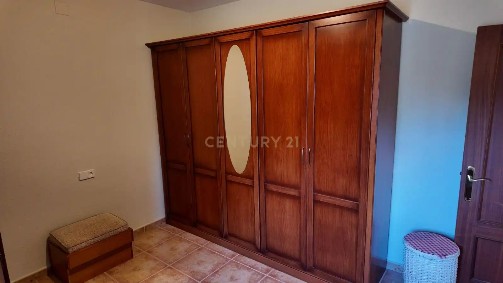 Dormitori de Casa o xalet en venda en Casar de Cáceres amb Aire condicionat, Jardí privat i Traster