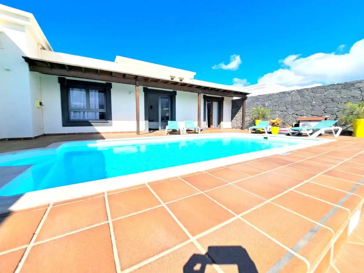 Maison avec piscine à vendre à Playa Blanca, imagen 3