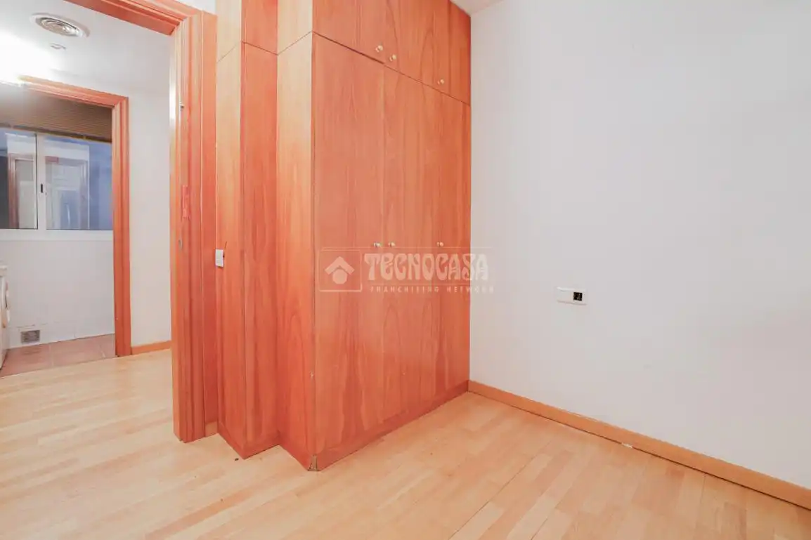 Habitación de Piso en venta en Barcelona con Aire acondicionado, Parquet y Balcón