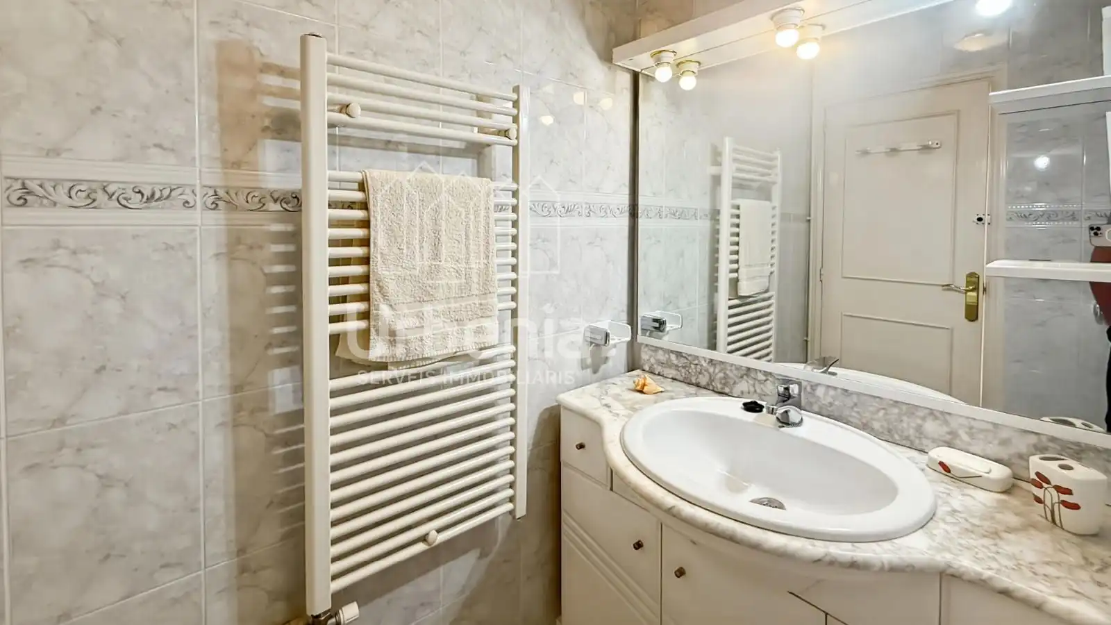 Baño de Piso en venta en Malgrat de Mar con Aire acondicionado, Calefacción y Terraza
