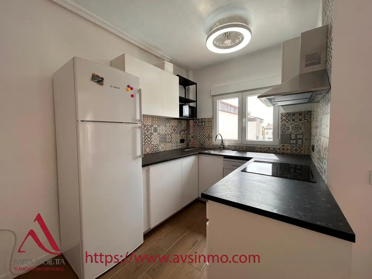 Cocina de Apartamento en venta en Torrevieja con Aire acondicionado, Calefacción y Amueblado