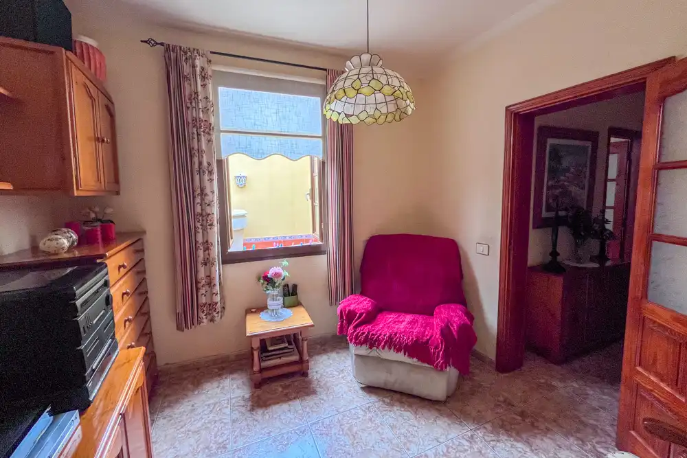 Schlafzimmer von Einfamilien-Reihenhaus zum Verkauf in Agulo