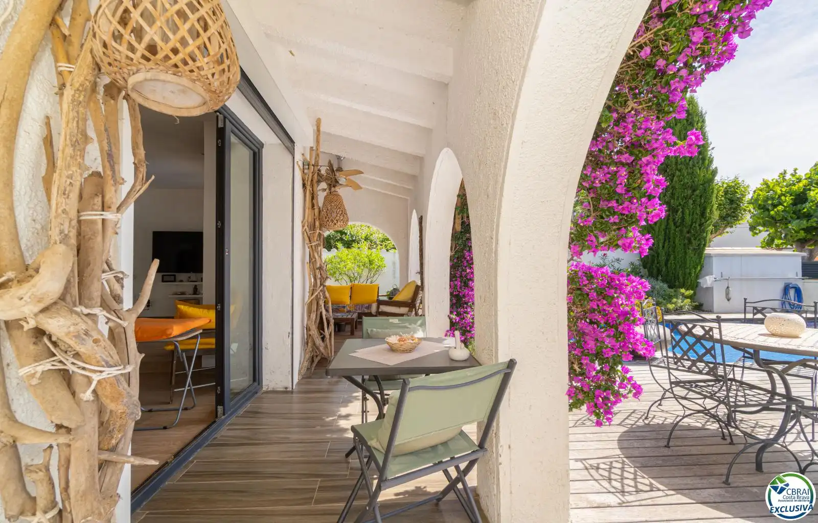 Terrassa de Casa o xalet en venda en Empuriabrava amb Aire condicionat, Piscina i Moblat