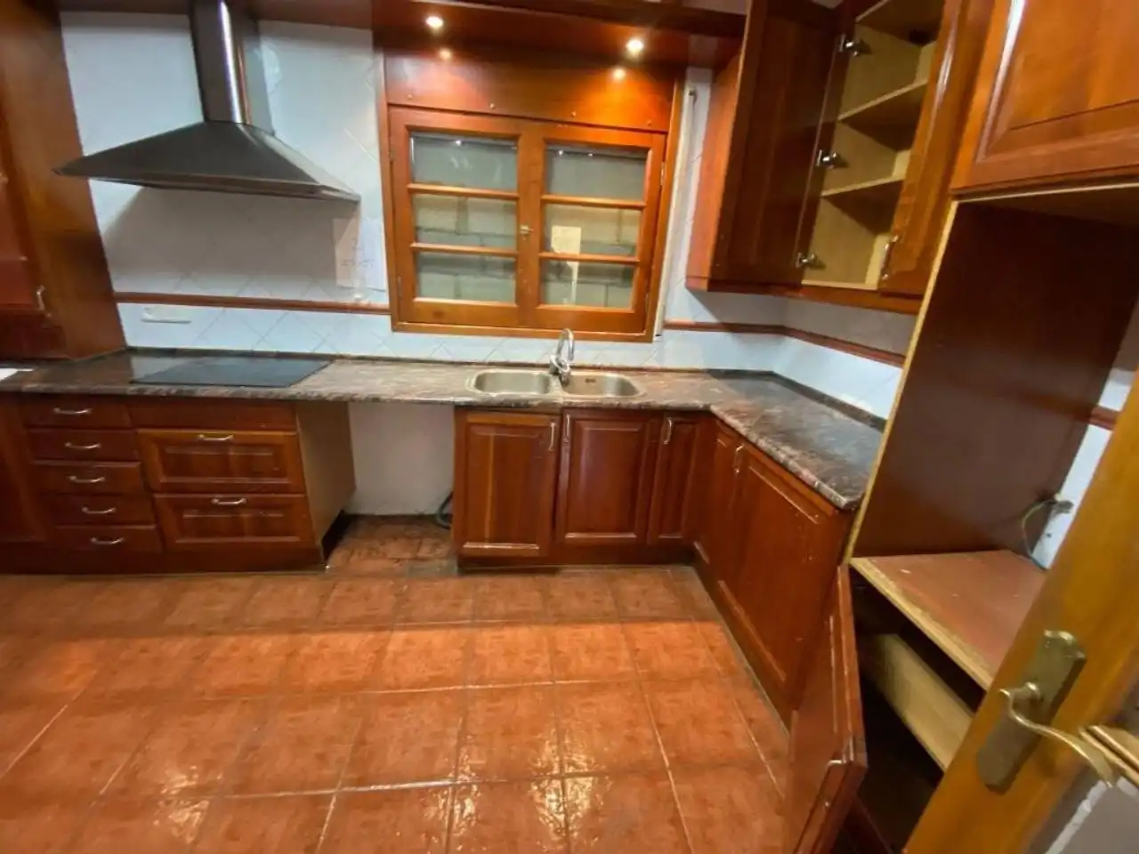 House with garden for sale in Calle Pedraforca 34, imagen 2