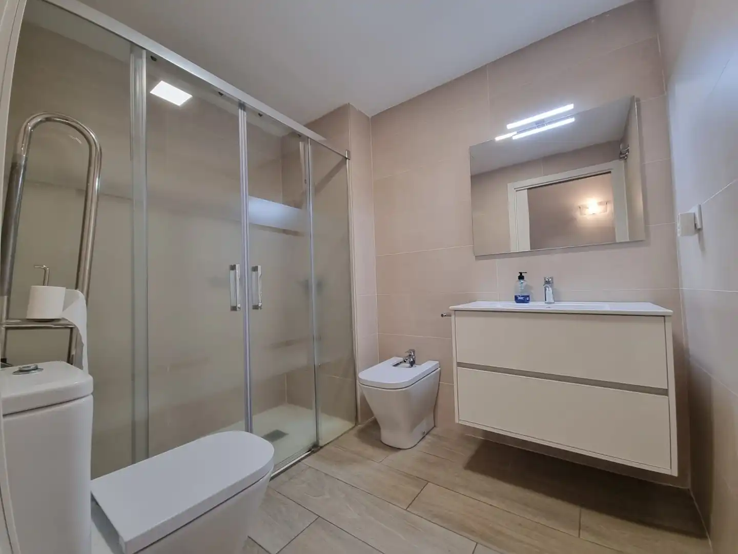 Baño de Piso en venta en Olot, Girona