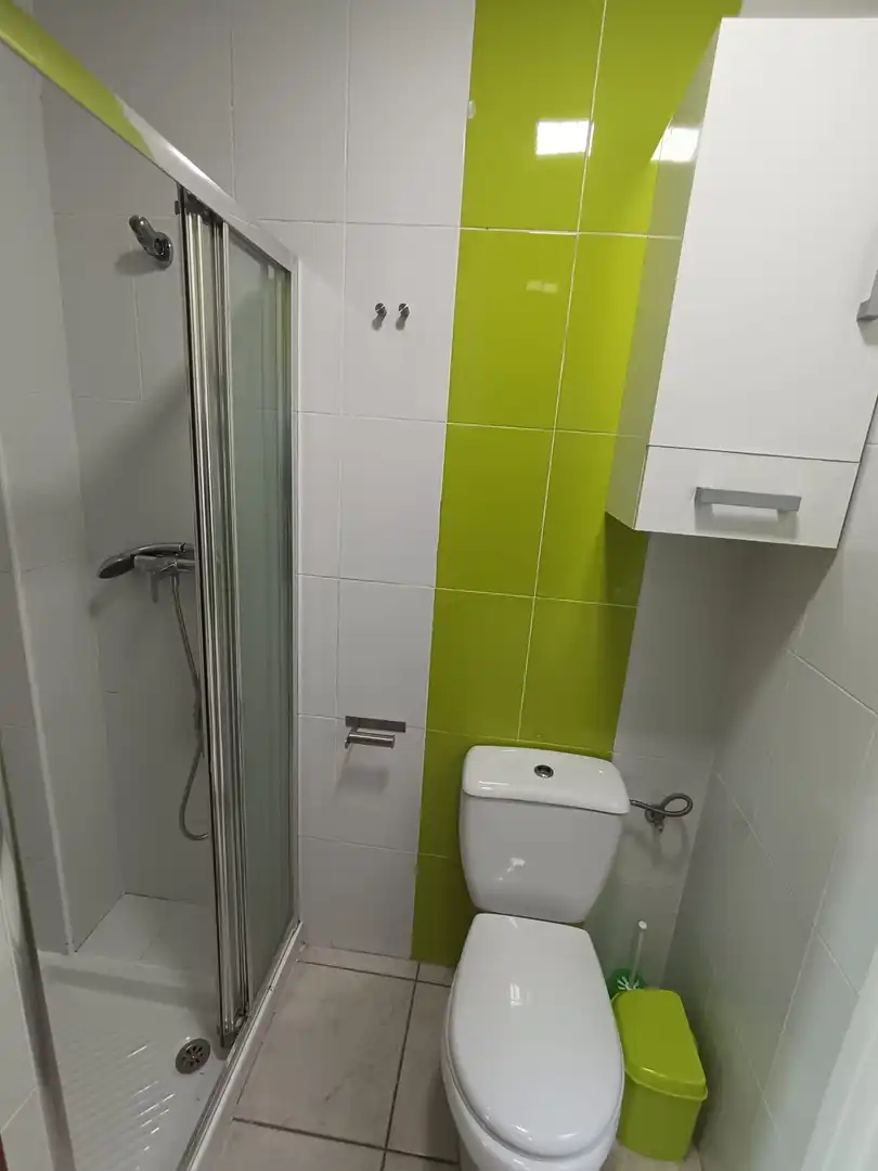Baño de Casa adosada de alquiler en Valverde del Camino
