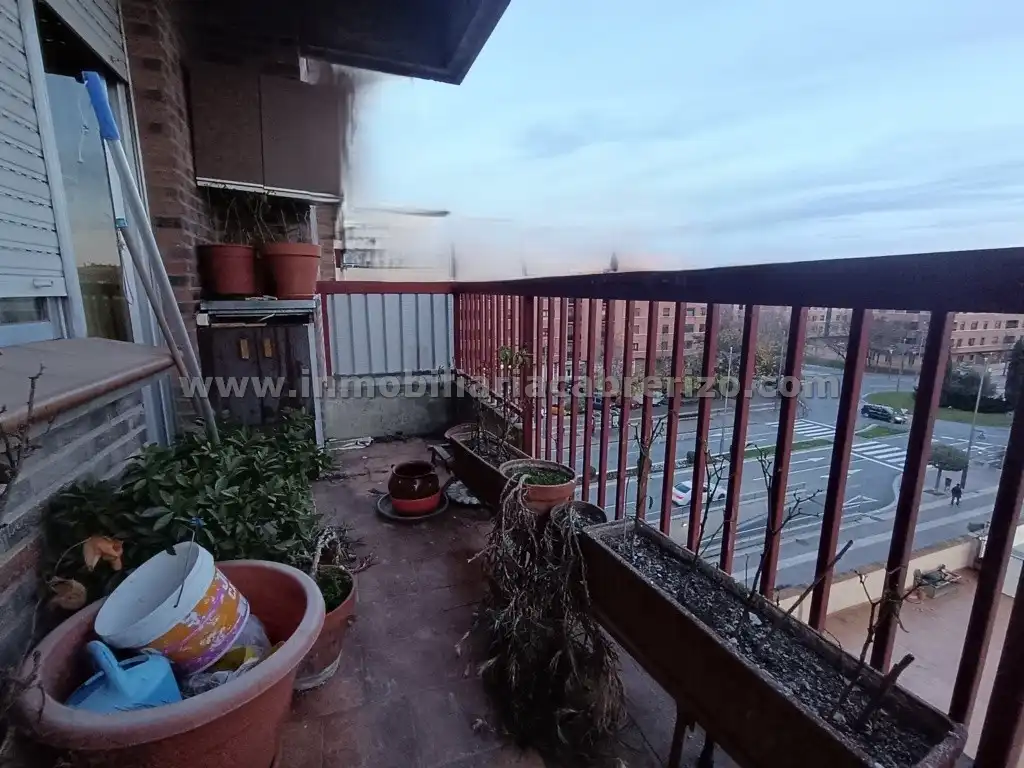 Terraza de Piso en venta en  Logroño con Aire acondicionado, Calefacción y Parquet