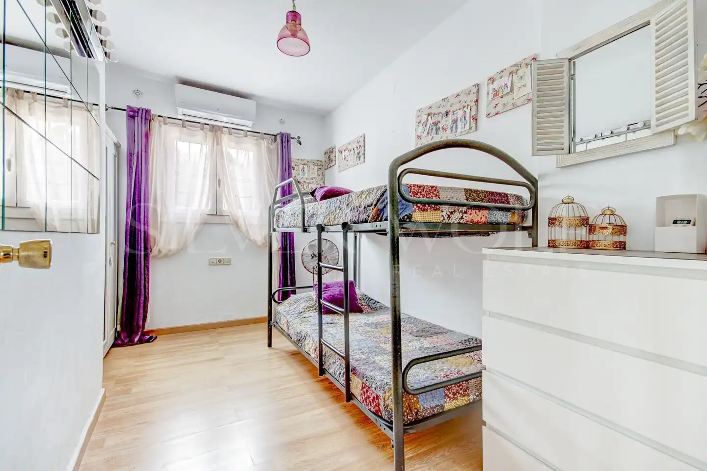 Schlafzimmer von Haus oder Chalet zum Verkauf in Cunit mit Klimaanlage, Heizung und Privatgarten