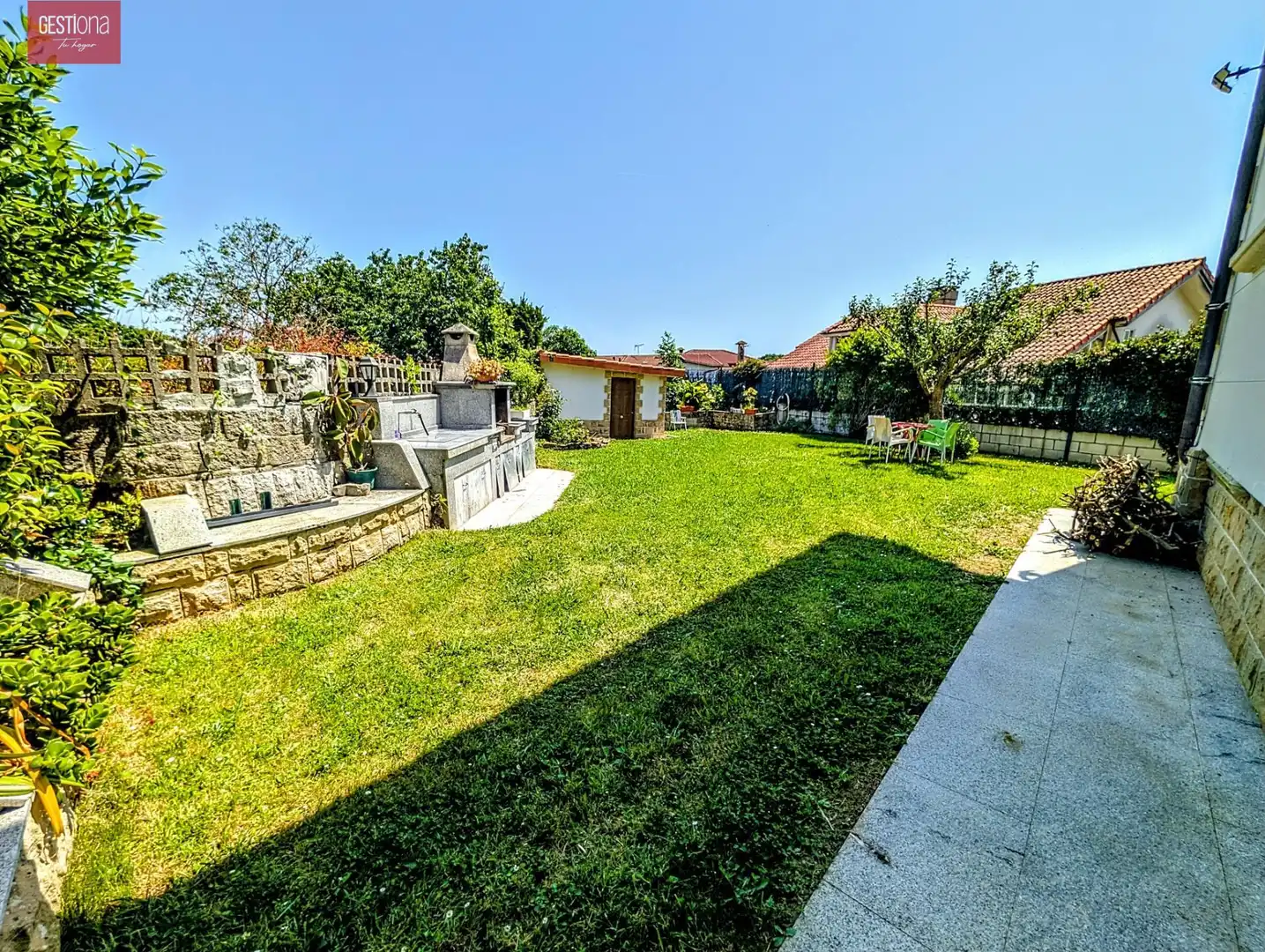 Terraza de Casa adosada en venta en Arnuero con Calefacción, Jardín privado y Terraza