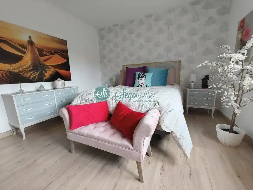 Bedroom of Houses for sale in Segovia  with Heating