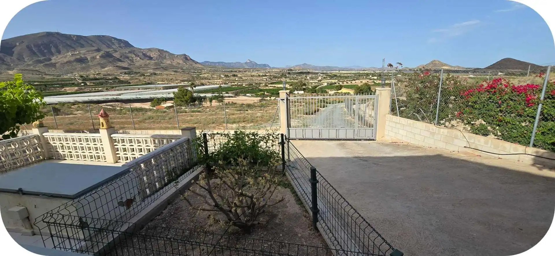 Casa o xalet en venda en Novelda amb Aire condicionat, Jardí privat i Terrassa