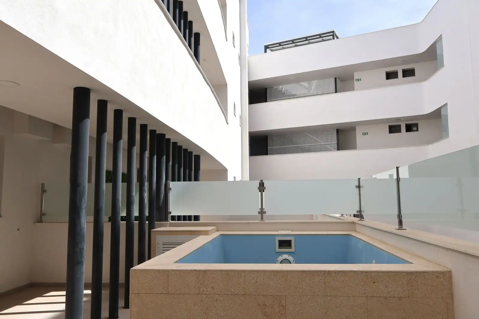 Apartment mit Pool zum Verkauf in Estepona Pueblo