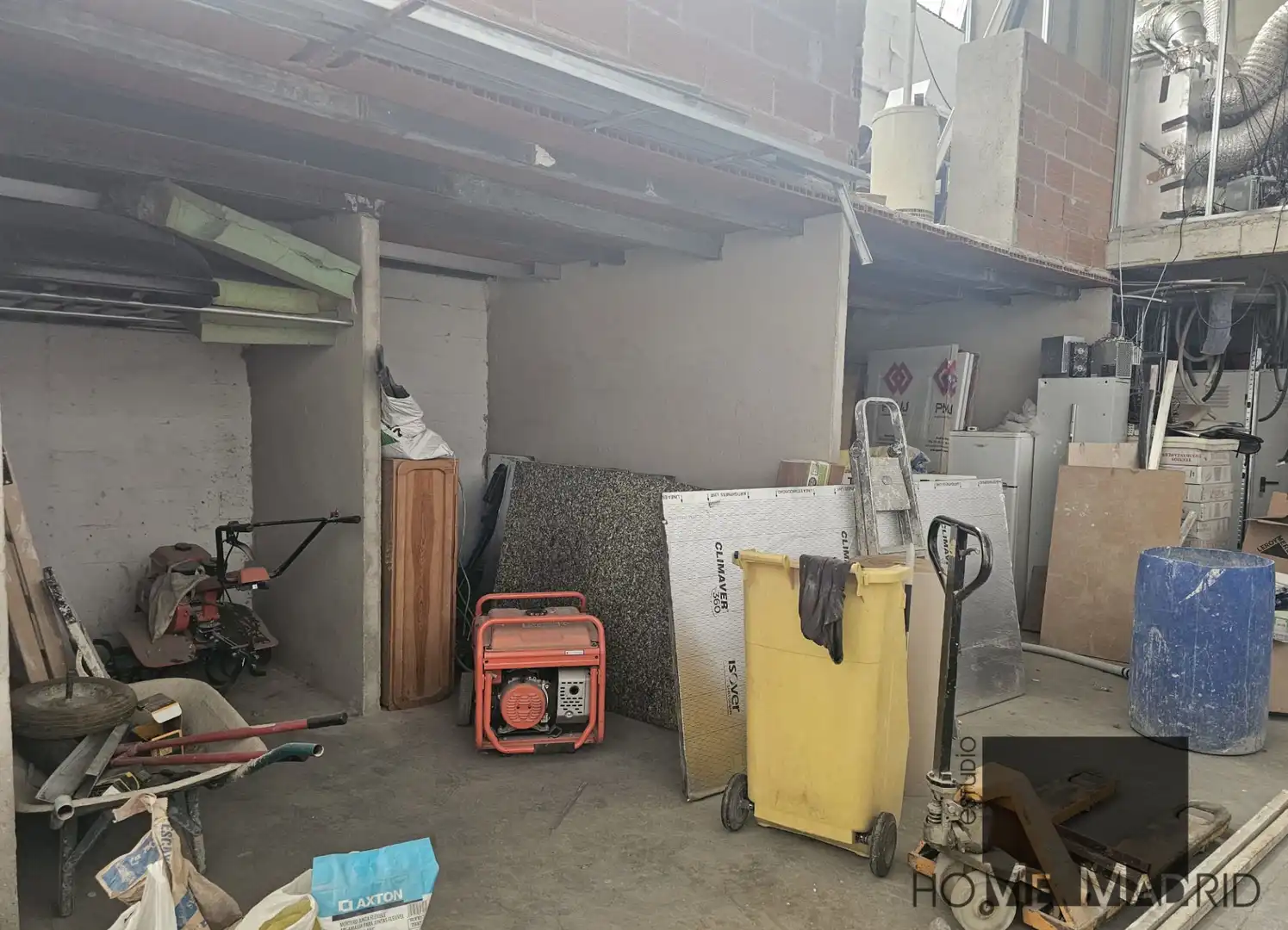 Nau industrial en venda en Alcobendas